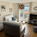 Maison A 700m De La *