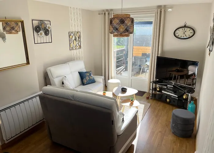 Maison A 700m De La *